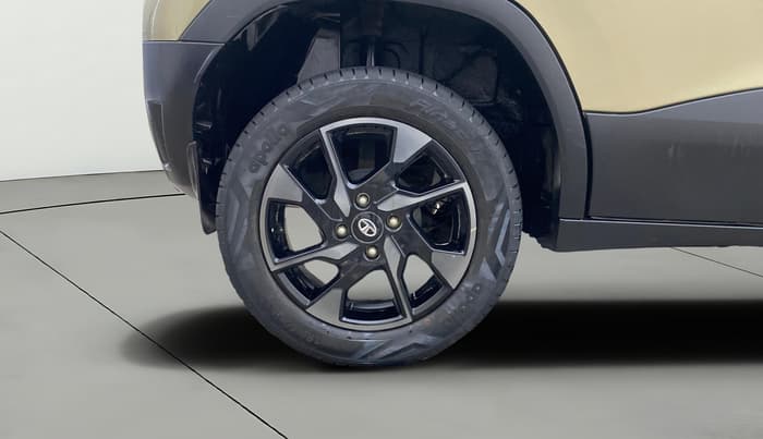 2022 Tata PUNCH CREATIVE 1.2 AMT KAZIRANGA EDITION , Petrol, Automatic, 24,884 km, Right Rear Wheel