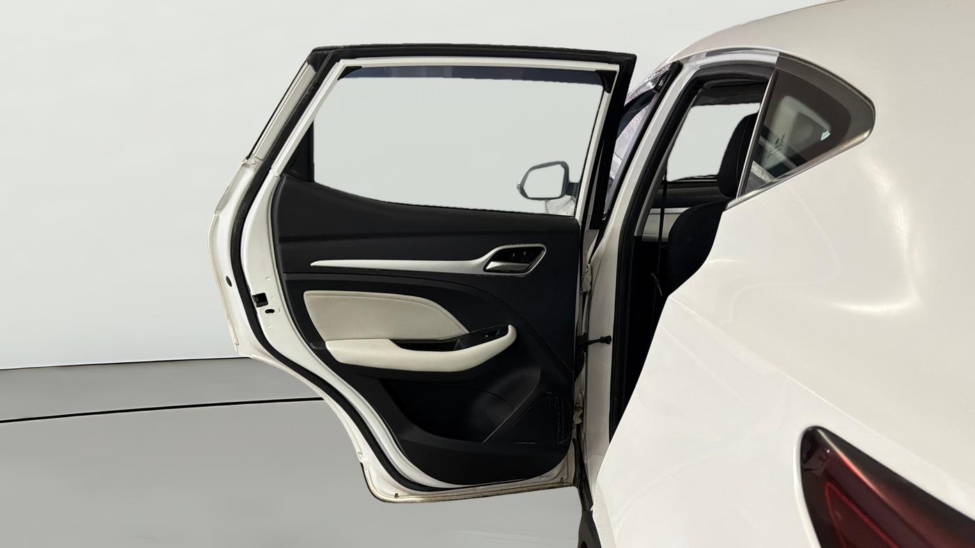 2024 MG ASTOR Sprint 1.5 MT (Ivory), Petrol, Manual, 26,973 km, LHS Rear Door