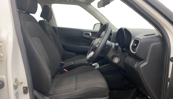 2019 Hyundai VENUE SX 1.0 TURBO, Petrol, Manual, 72,170 km, Right Side Front Door Cabin