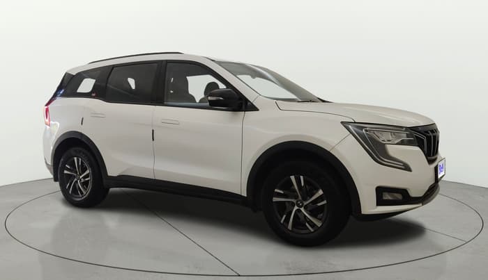 2023 Mahindra XUV700 AX 5 P MT 5 STR, Petrol, Manual, 19,885 km, SRP