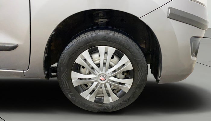2018 Maruti Wagon R 1.0 LXI CNG, CNG, Manual, 60,120 km, Right Front Wheel