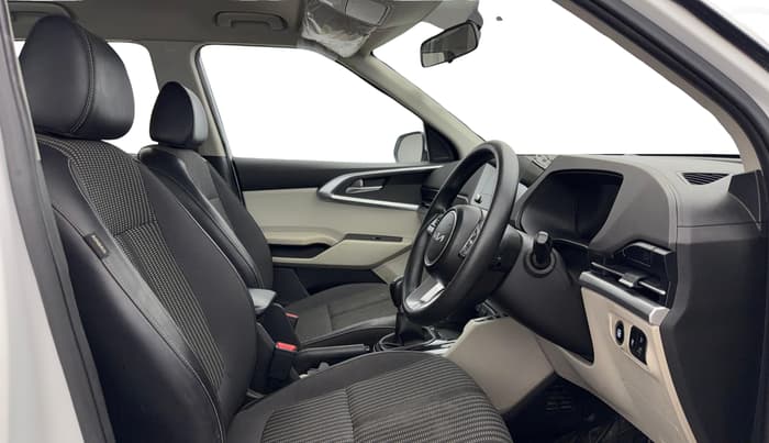 2022 KIA CARENS PRESTIGE PLUS 1.4 PETROL 7 STR, Petrol, Manual, 89,233 km, Right Side Front Door Cabin