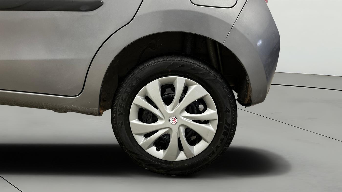 2017 Maruti Celerio ZXI AMT, Petrol, Automatic, 39,972 km, Left Rear Wheel