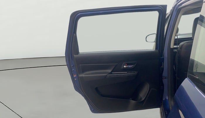 2021 Maruti XL6 ALPHA AT, Petrol, Automatic, 48,681 km, LHS Rear Door