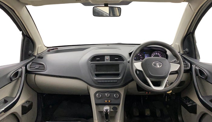 2018 Tata Tiago XE PETROL, Petrol, Manual, 26,180 km, Dashboard