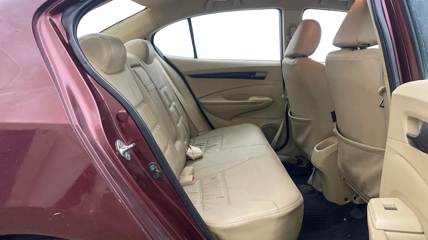 2013 Honda City 1.5L I-VTEC S AT, Petrol, Automatic, 95,937 km, Right Side Rear Door Cabin