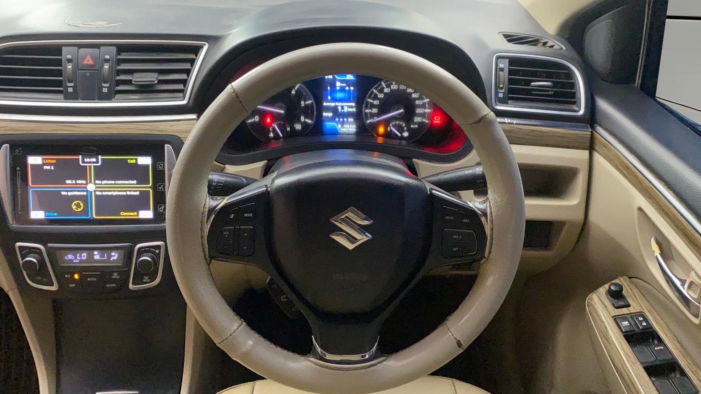 2019 Maruti Ciaz ALPHA DIESEL 1.5, Diesel, Manual, 1,46,138 km, Steering Wheel Close Up