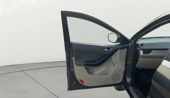 2019 Tata NEXON XZ PETROL, Petrol, Manual, 53,559 km, LHS Front Door