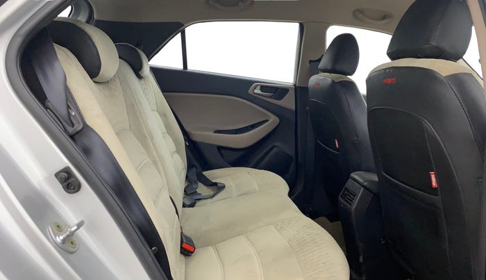 2016 Hyundai Elite i20 ASTA 1.2, Petrol, Manual, 72,584 km, Right Side Rear Door Cabin