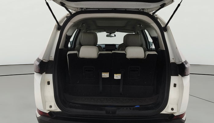 2023 Tata Safari XZA PLUS O 6STR, Diesel, Automatic, 33,899 km, Boot Open Zoomed View