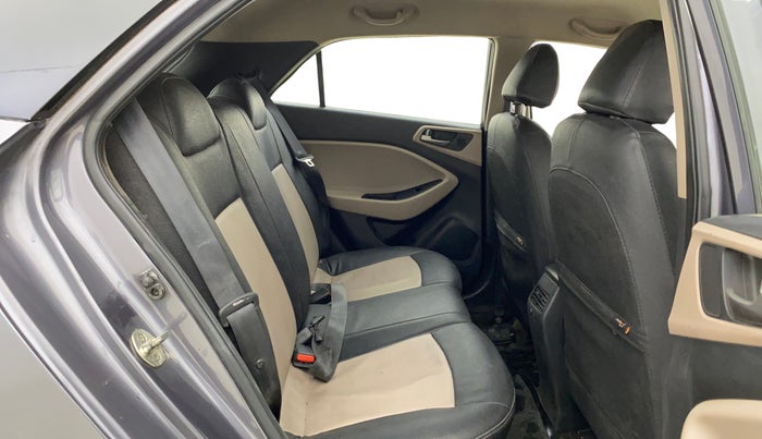 2017 Hyundai Elite i20 ASTA 1.2, Petrol, Manual, 54,060 km, Right Side Rear Door Cabin