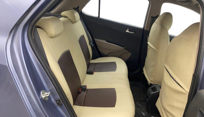 2015 Hyundai Grand i10 ASTA 1.1 CRDI, Diesel, Manual, 60,077 km, Right Side Rear Door Cabin