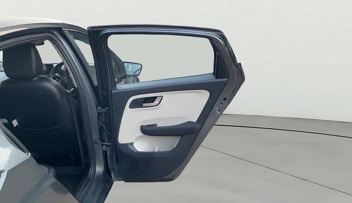 2022 Tata ALTROZ XZA, Petrol, Automatic, 41,234 km, RHS Rear Door