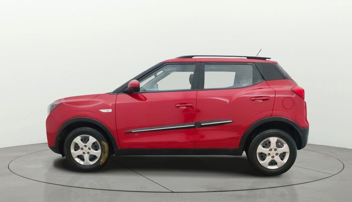 2022 Mahindra XUV300 W6 1.2 PETROL AMT, Petrol, Automatic, 30,959 km, Left Side