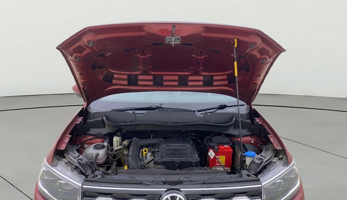 2022 Volkswagen TAIGUN TOPLINE 1.0 TSI AT, Petrol, Automatic, 44,910 km, Open Bonet