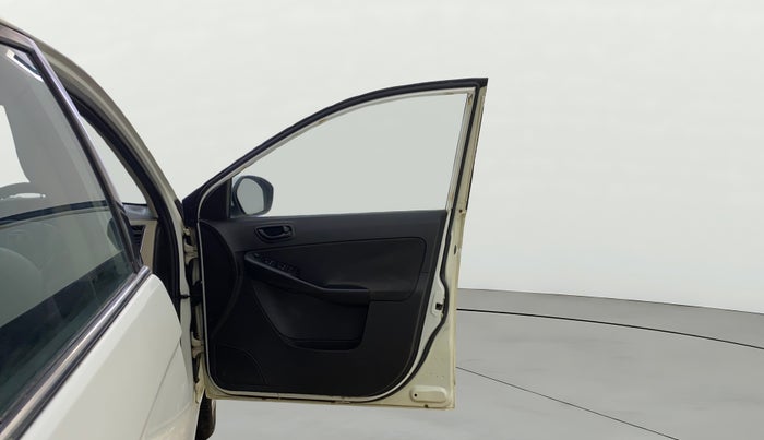 2015 Tata Zest XM PETROL, Petrol, Manual, 59,538 km, RHS Front Door