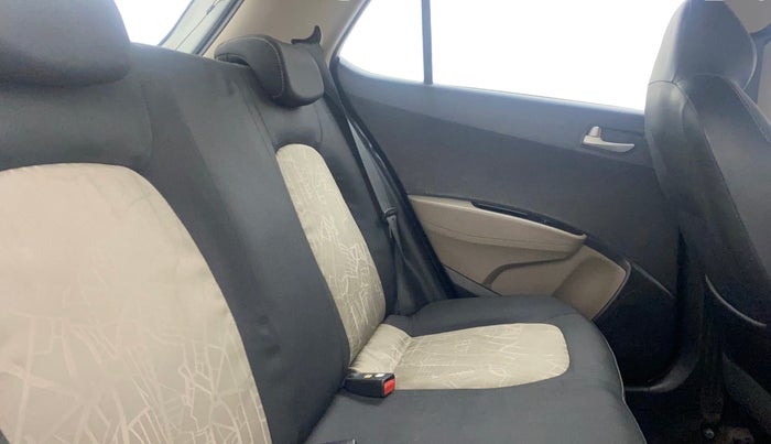 2014 Hyundai Grand i10 ASTA AT 1.2 KAPPA VTVT, Petrol, Automatic, 59,310 km, Right Side Rear Door Cabin