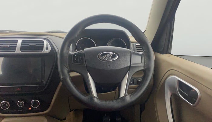 2017 Mahindra TUV300 T8 AMT, Diesel, Automatic, 83,049 km, Steering Wheel Close Up