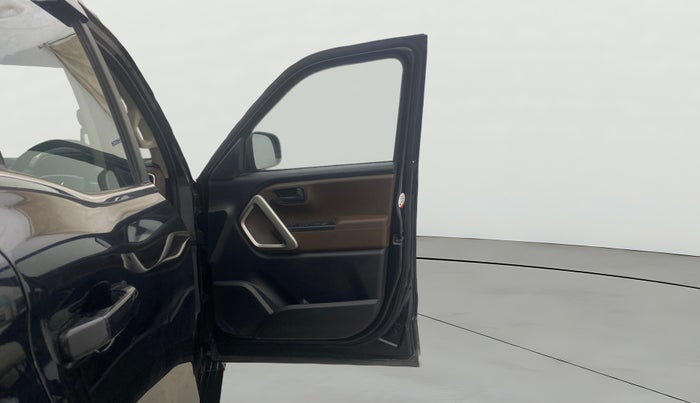 2023 Mahindra SCORPIO-N Z6 DIESEL MT 2WD 7 STR, Diesel, Manual, 75,690 km, RHS Front Door