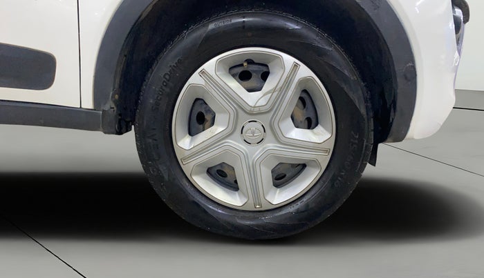 2019 Tata NEXON XMA DIESEL, Diesel, Automatic, 82,496 km, Right Front Wheel