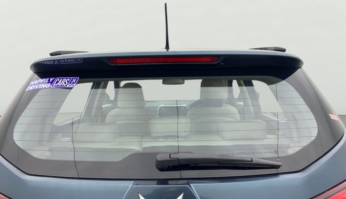 2024 Mahindra XUV300 W8 (O) 1.2 PETROL AMT, Petrol, Automatic, 17,792 km, Rear Windshield