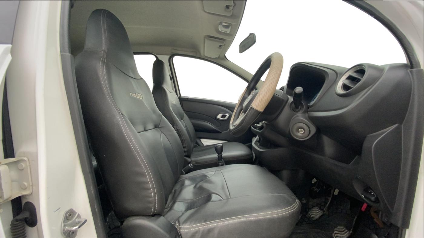 2018 Datsun Redi Go T (O), Petrol, Manual, 71,047 km, Right Side Front Door Cabin