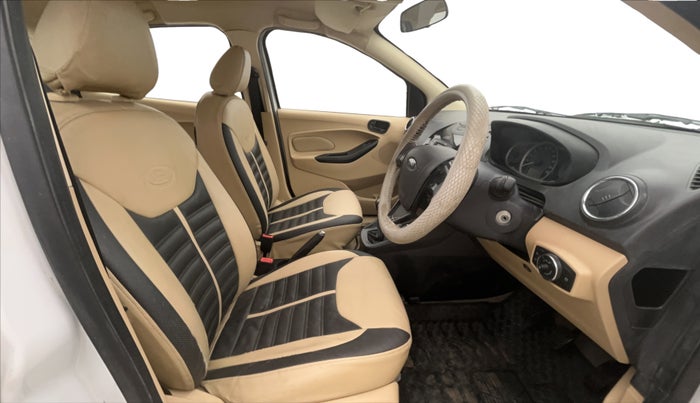 2015 Ford Figo Aspire TREND 1.2 PETROL, Petrol, Manual, 26,407 km, Right Side Front Door Cabin