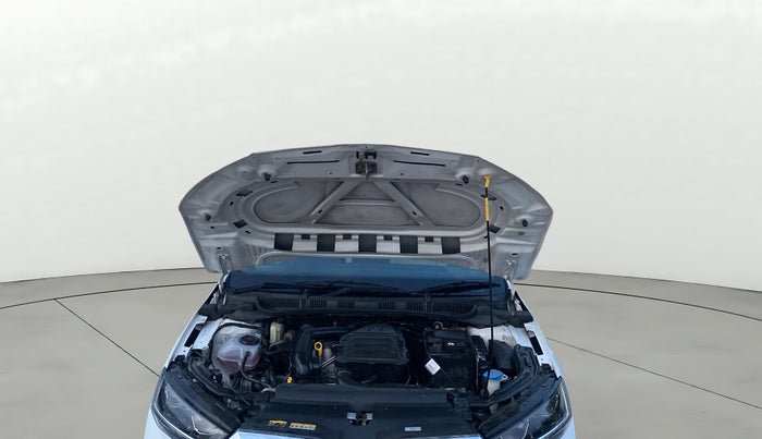 2023 Skoda SLAVIA STYLE 1.0L TSI MT, Petrol, Manual, 27,635 km, Open Bonet