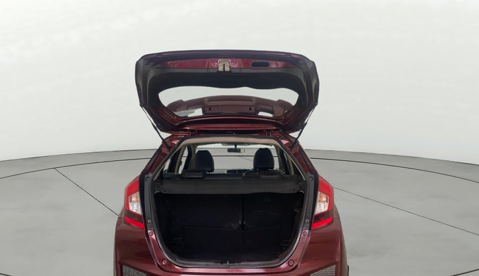 2015 Honda Jazz 1.5L I-DTEC VX, Diesel, Manual, 1,22,998 km, Boot Open Zoomed View