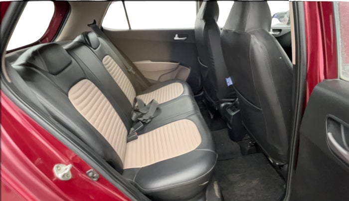 2015 Hyundai Grand i10 SPORTZ 1.2 KAPPA VTVT, Petrol, Manual, 41,028 km, Right Side Rear Door Cabin