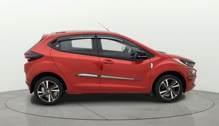 2023 Tata ALTROZ XZ PETROL, Petrol, Manual, 10,965 km, Right Side View