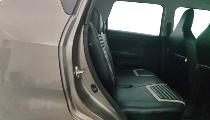 2019 Maruti New Wagon-R LXI CNG 1.0, CNG, Manual, 98,813 km, Right Side Rear Door Cabin