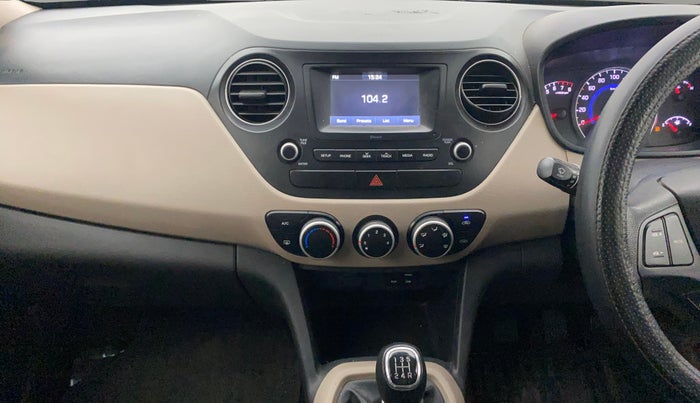 2017 Hyundai Grand i10 SPORTZ 1.2 KAPPA VTVT, Petrol, Manual, 1,03,882 km, Air Conditioner