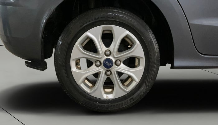 2017 Ford Figo Aspire TITANIUM 1.2 PETROL, Petrol, Manual, 58,060 km, Right Rear Wheel