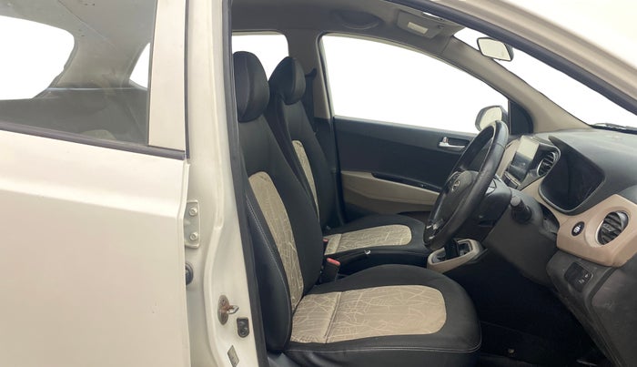 2016 Hyundai Grand i10 ASTA 1.1 CRDI, Diesel, Manual, 93,744 km, Right Side Front Door Cabin