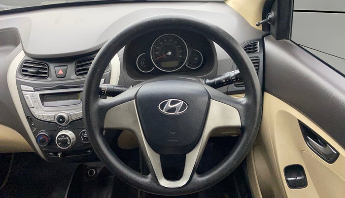 2016 Hyundai Eon SPORTZ, Petrol, Manual, 45,052 km, Steering Wheel Close Up