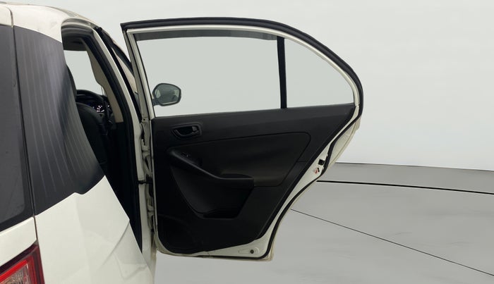 2015 Tata Bolt XMS REVOTRON, Petrol, Manual, 63,768 km, RHS Rear Door