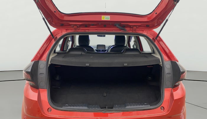 2025 Tata ALTROZ XM PLUS CNG, CNG, Manual, 40,018 km, Boot Open Zoomed View