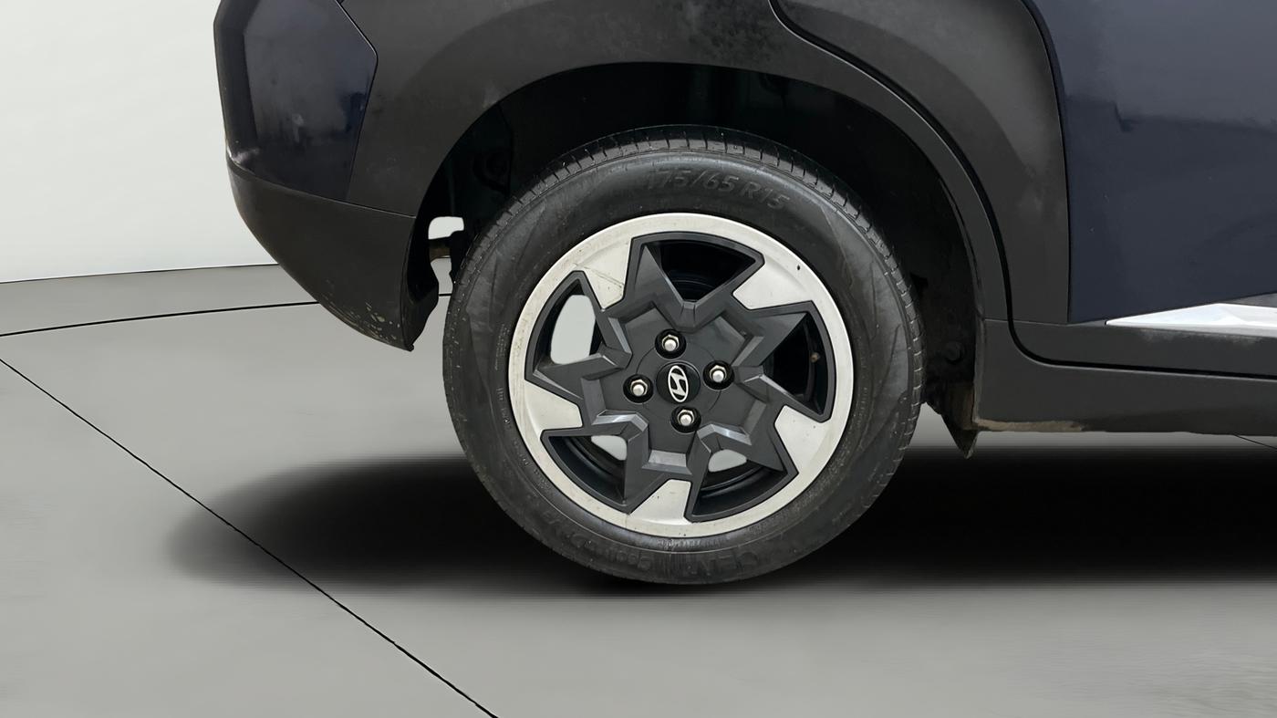 2024 Hyundai EXTER SX 1.2 CNG MT, CNG, Manual, 29,716 km, Right Rear Wheel