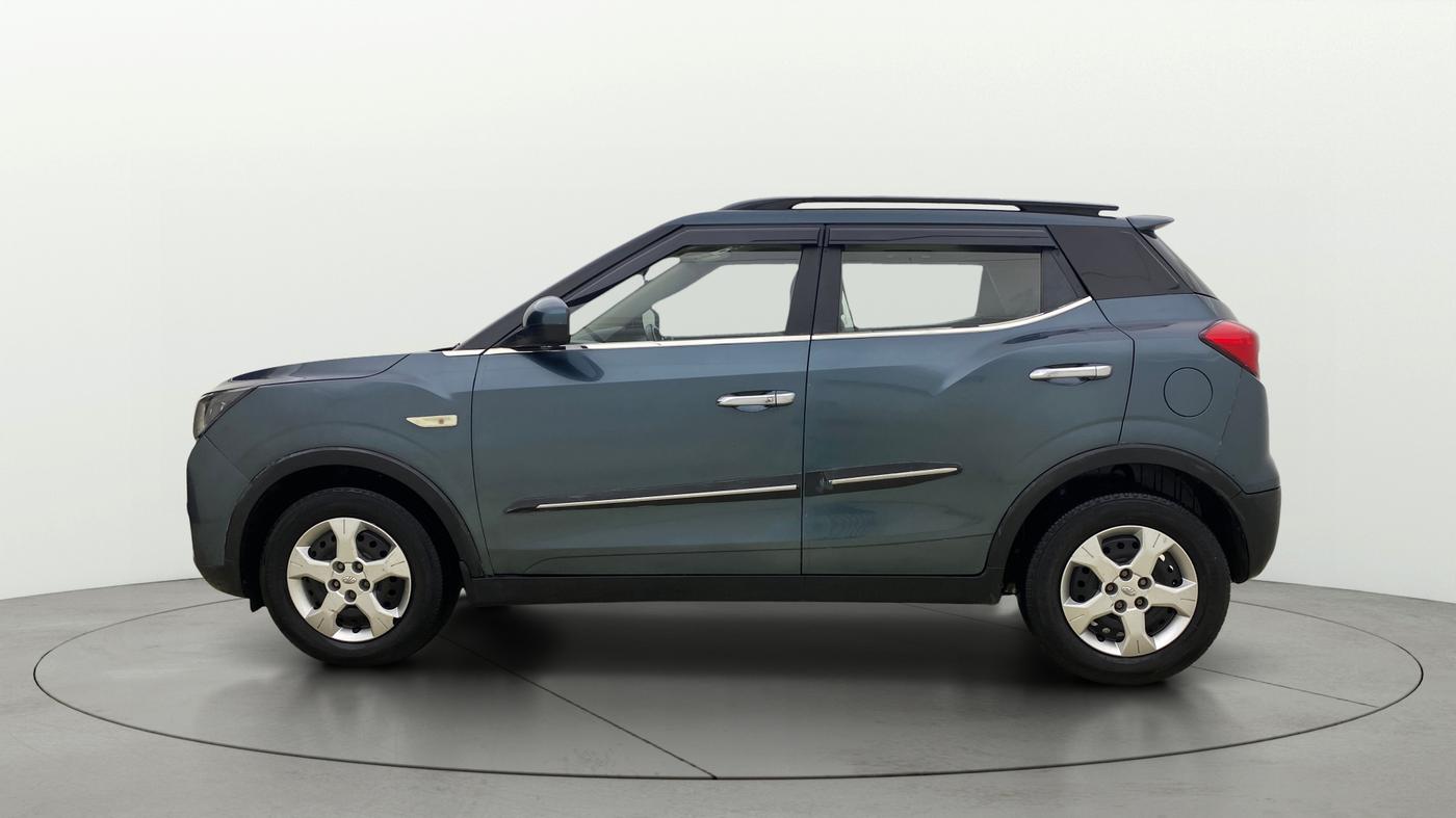 2021 Mahindra XUV300 W6 1.2 PETROL AMT, Petrol, Automatic, 62,028 km, Left Side
