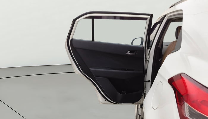 2017 Hyundai Creta SX PLUS 1.6 PETROL, Petrol, Manual, 77,726 km, LHS Rear Door