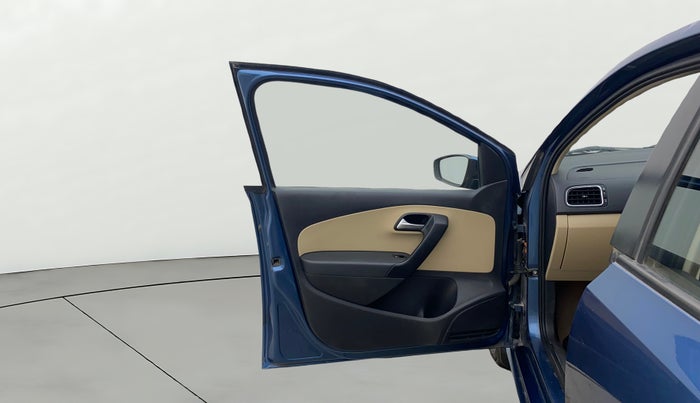 2016 Volkswagen Ameo HIGHLINE DSG 1.5 DIESEL , Diesel, Automatic, 1,01,403 km, LHS Front Door