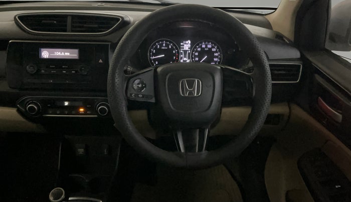 2018 Honda Amaze 1.2L I-VTEC V, Petrol, Manual, 1,11,878 km, Steering Wheel Close Up