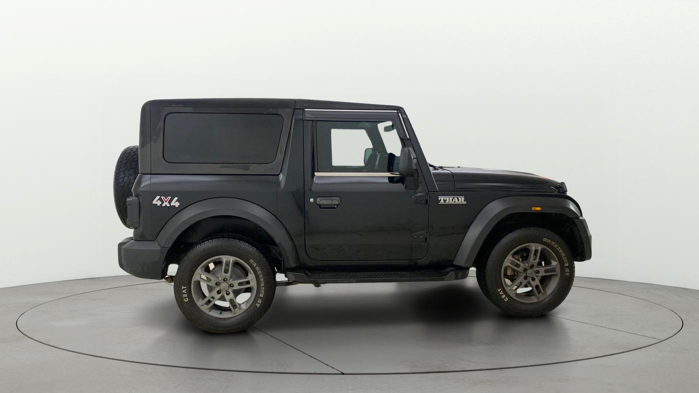 2023 Mahindra Thar LX D AT 4WD HT, Diesel, Automatic, 25,514 km, Right Side View