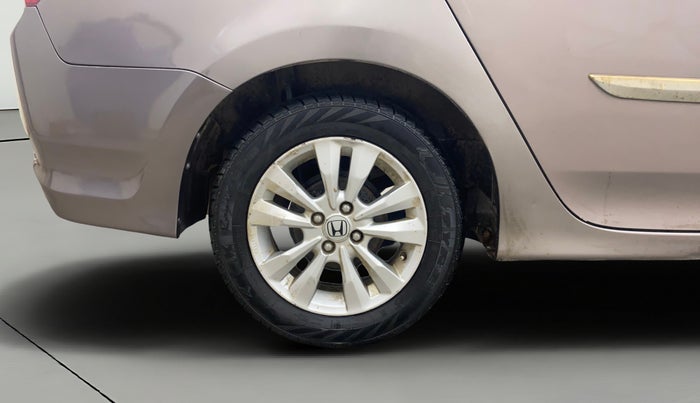 2012 Honda City 1.5L I-VTEC V MT SUNROOF, Petrol, Manual, 1,00,199 km, Right Rear Wheel