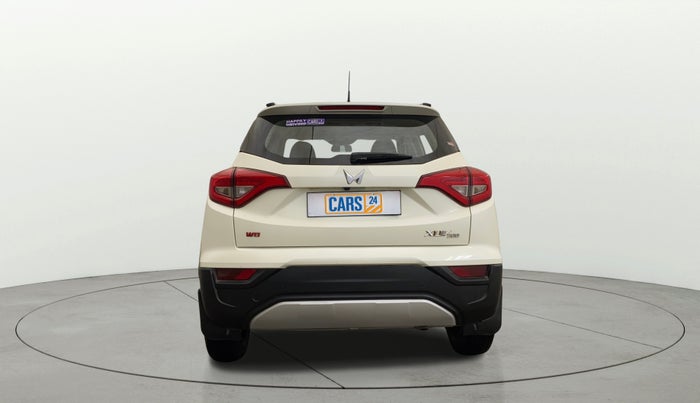 2023 Mahindra XUV300 W8 1.2 PETROL, Petrol, Manual, 28,310 km, Back/Rear