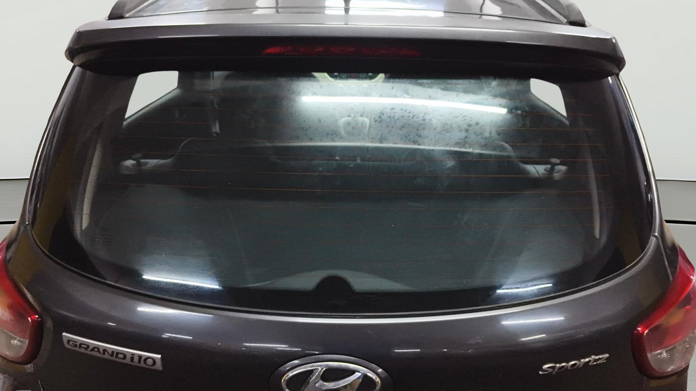 2020 Hyundai Grand i10 SPORTZ 1.2 KAPPA VTVT, CNG, Manual, 49,375 km, Rear Windshield