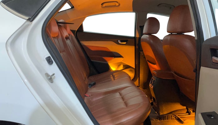 2019 Hyundai Verna 1.4 EX PETROL, Petrol, Manual, 97,678 km, Right Side Rear Door Cabin