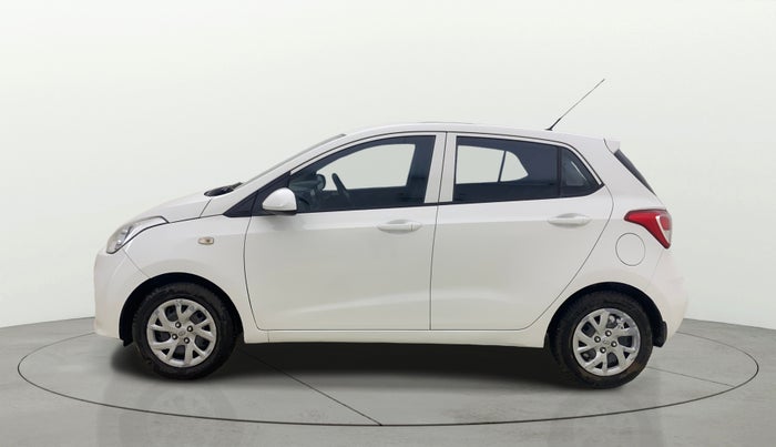 2017 Hyundai Grand i10 SPORTZ 1.2 KAPPA VTVT, Petrol, Manual, 1,27,820 km, Left Side