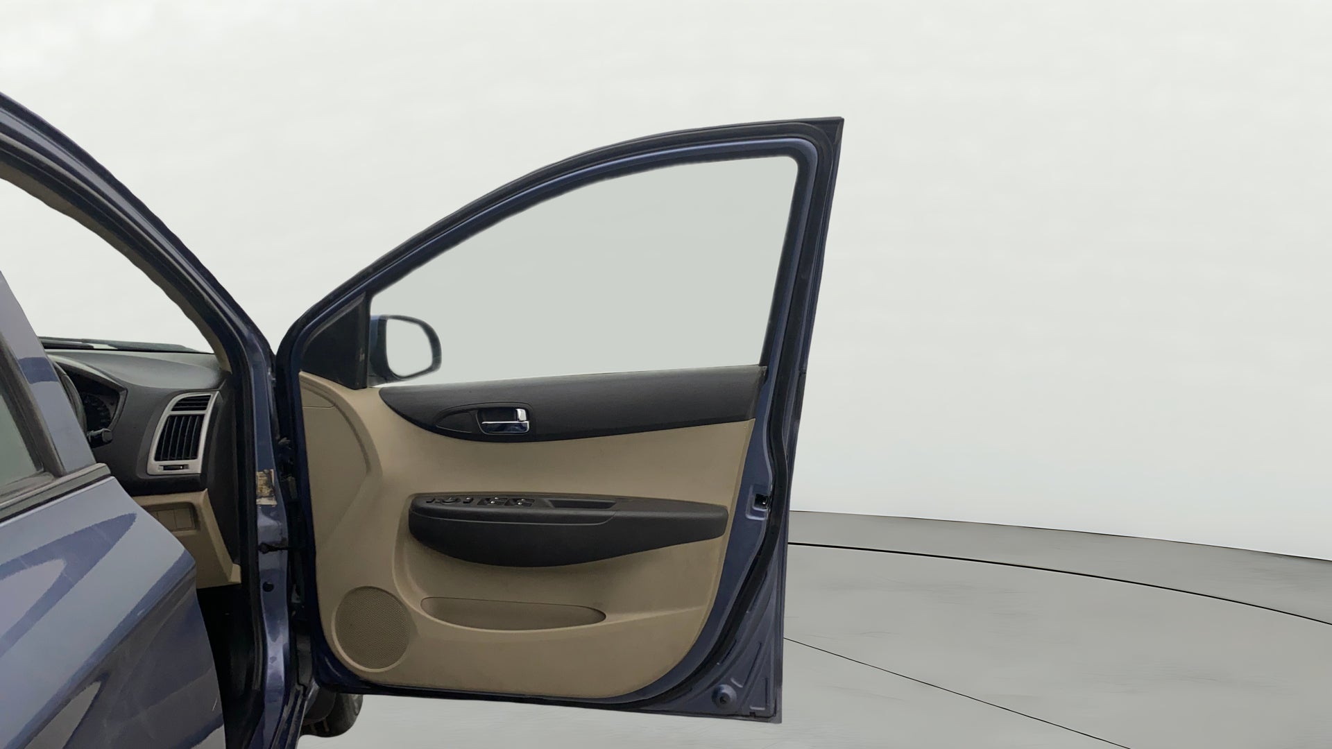 camera-RHS-Front-Door